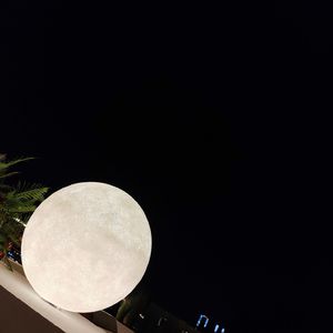 美女黑丝裸腿搞鸡巴
